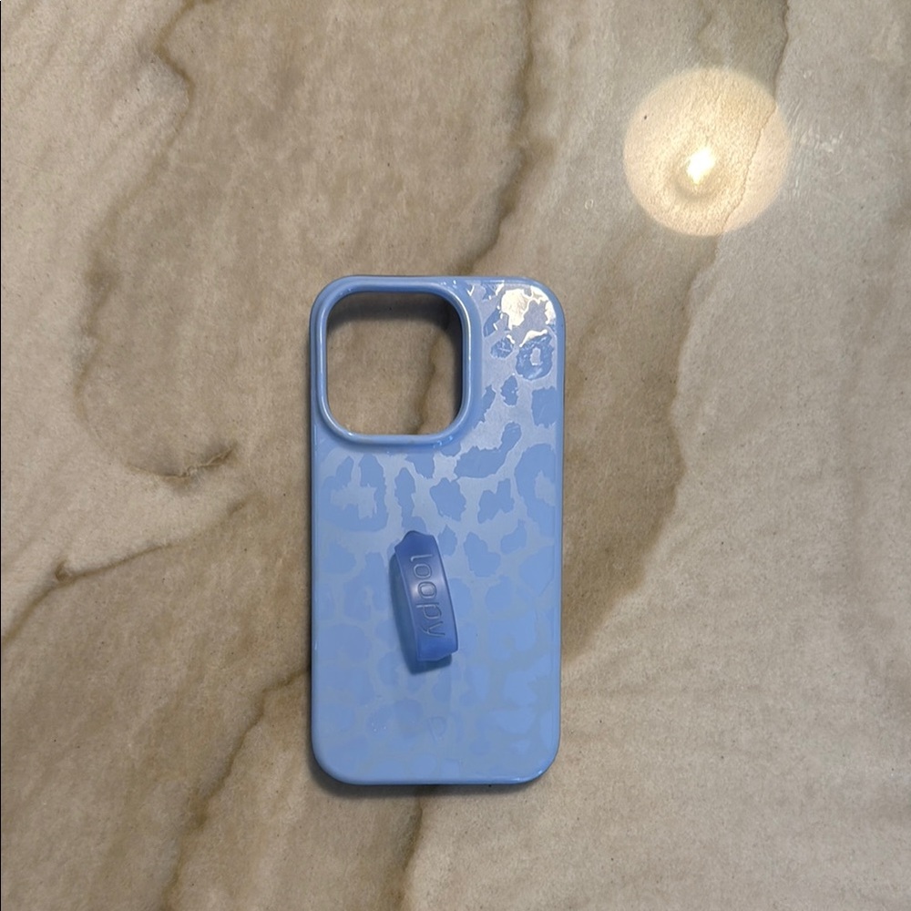 Loopy iPhone 14 Pro case - Periwinkle Leopard